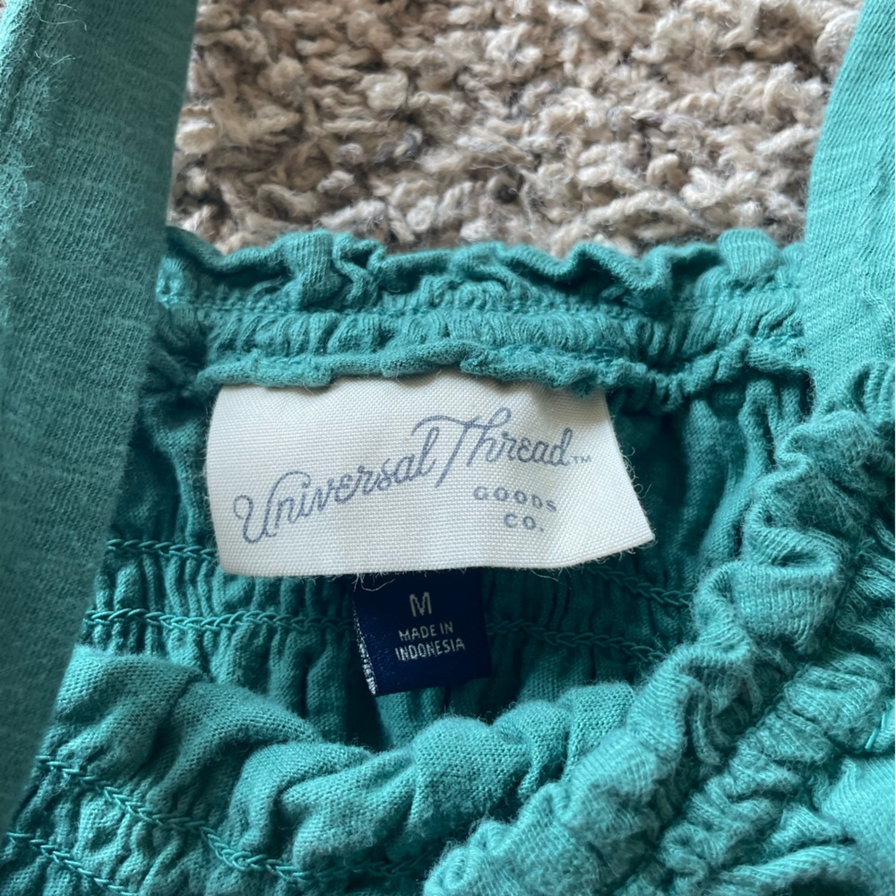 Universal Thread Tank-Top - Picture 2 of 3